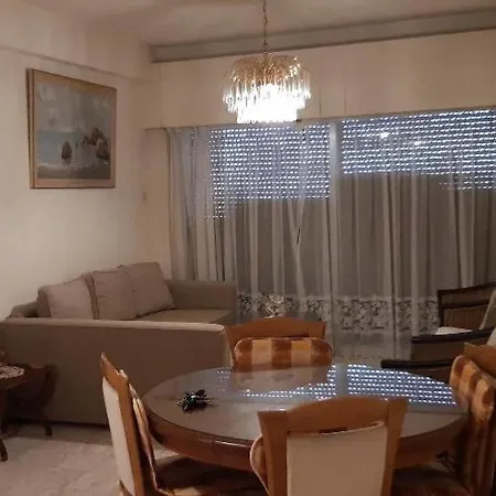 3 Bedroom 아파트 레메소스