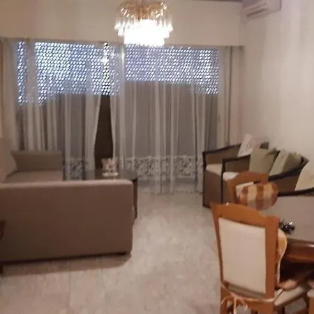 아파트 3 Bedroom 레메소스